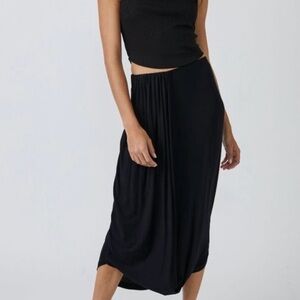 Free People Daphne set in black, large. NWT